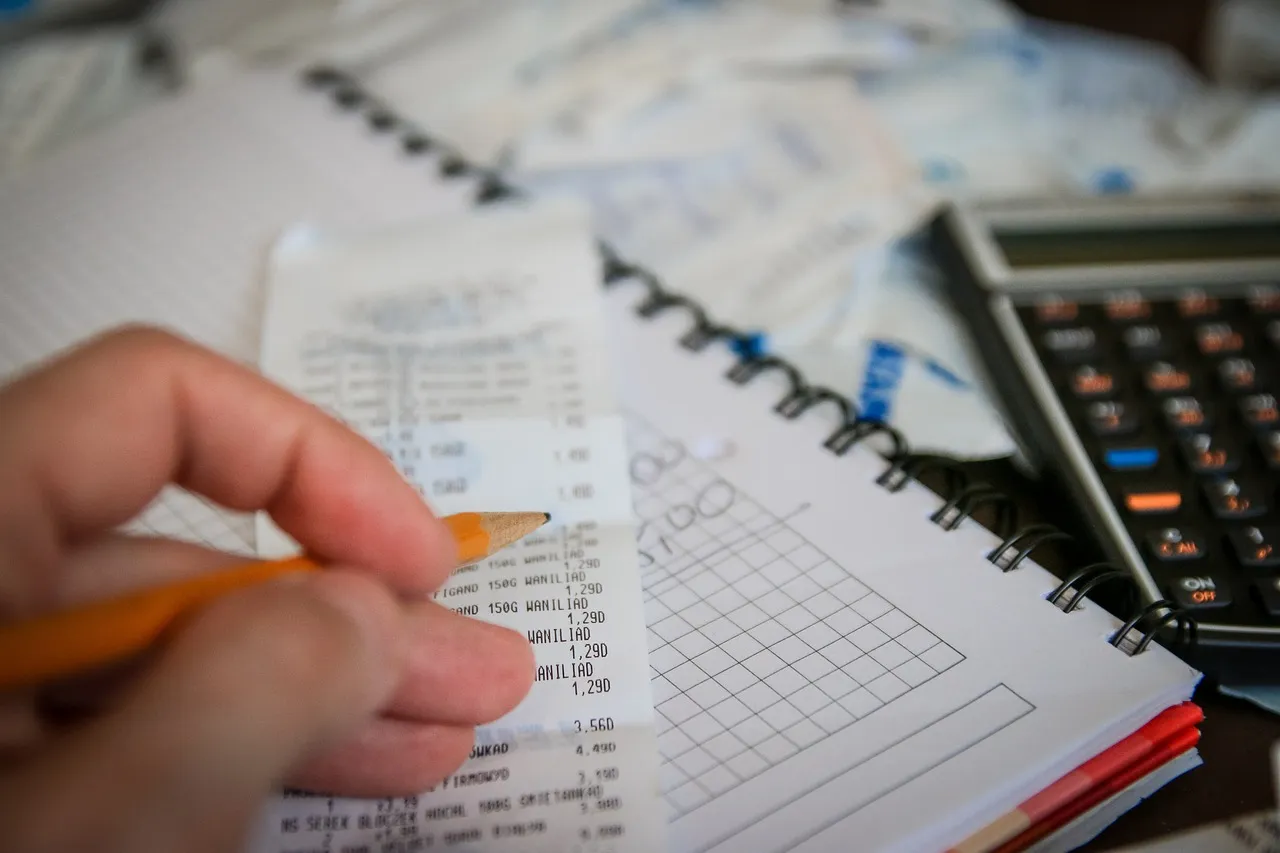 Keys to corporate income tax 2025 for SMEs: expert tax advice in Málaga
